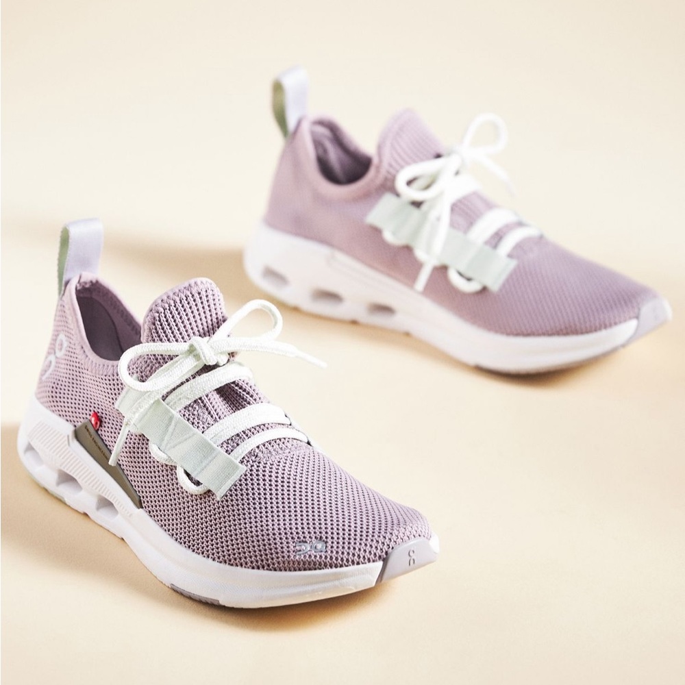 On Cloudeasy Sneakers